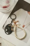 Rose Story Girlfriend Girl Best Friend Gift Box Mother's Day Gift Girl Portrait Yellow Rose High Quality Carbon Fiber KeyChain With Pearl Bracelet