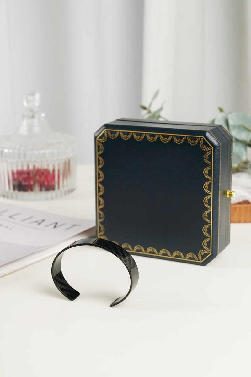 Men's Birthday Valentine's Day Anniversary Carbon Black Fiber Bracelet Gift Box