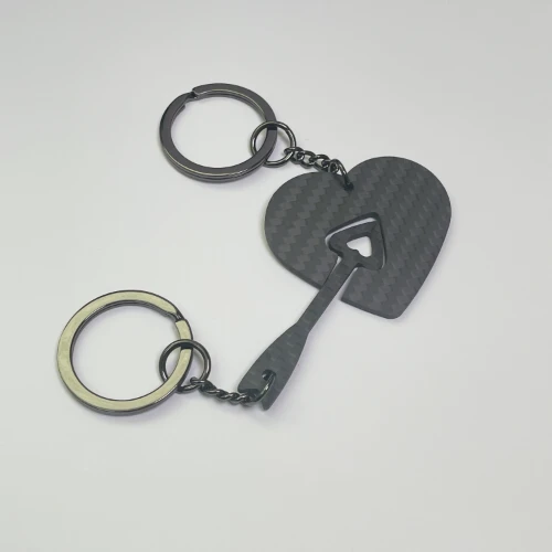 EE010 Love is You Arrow Through Your Heart Couple Love Confession Gift Keychain Two-Piece Set