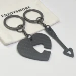 EE010 Love is You Arrow Through Your Heart Couple Love Confession Gift Keychain Two-Piece Set