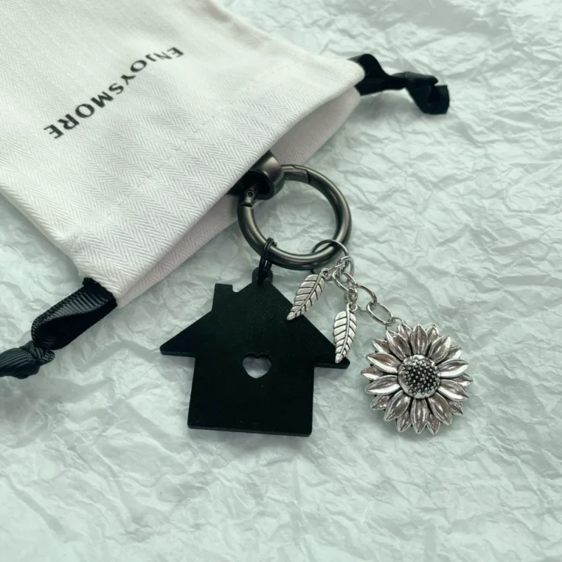 EE017 Couple's House Boyfriend Girlfriend Lover Confession Gift Creative Gift Carbon Fiber Keychain Gift