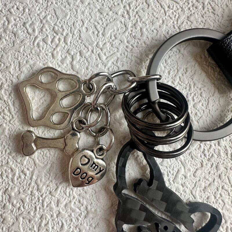 Chihuahua Carbon Fiber Keychain - Personalized Dog Lover Gift
