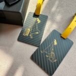 Personalized Carbon Fiber Pet Luggage Tag - Dog Cat Travel Accessory