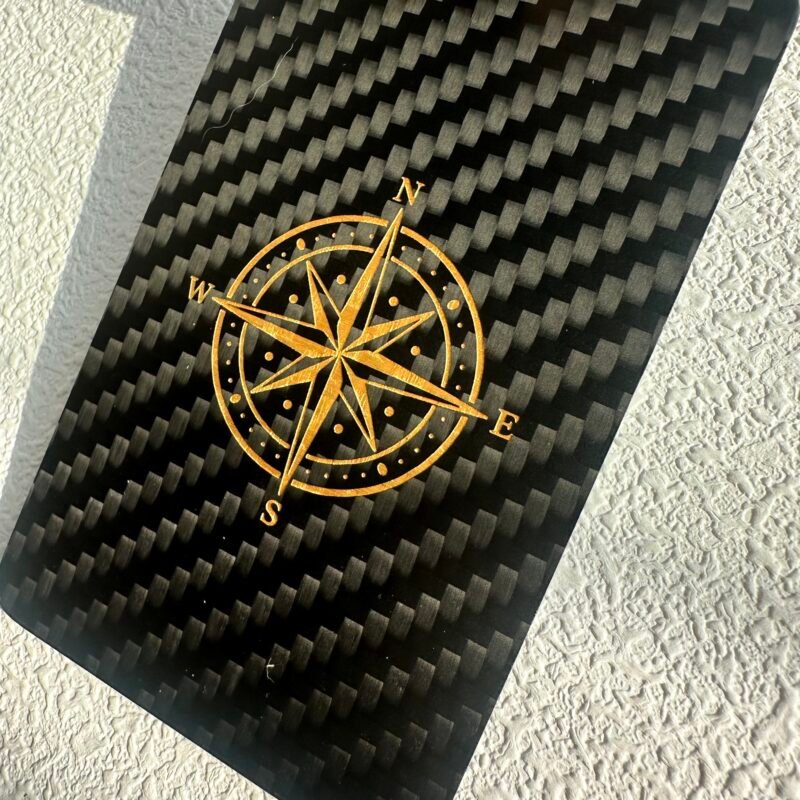 Luxury Carbon Fiber Luggage Tag with Leather Strap - Compass Design