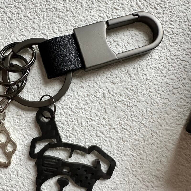 Funny Pitbull Dog Keychain Carbon Fiber Dog Lover Gift Sunglasses Dog Keyring Pet Owner Gift Dog Mom Dad Gift Minimalist Dog Charm