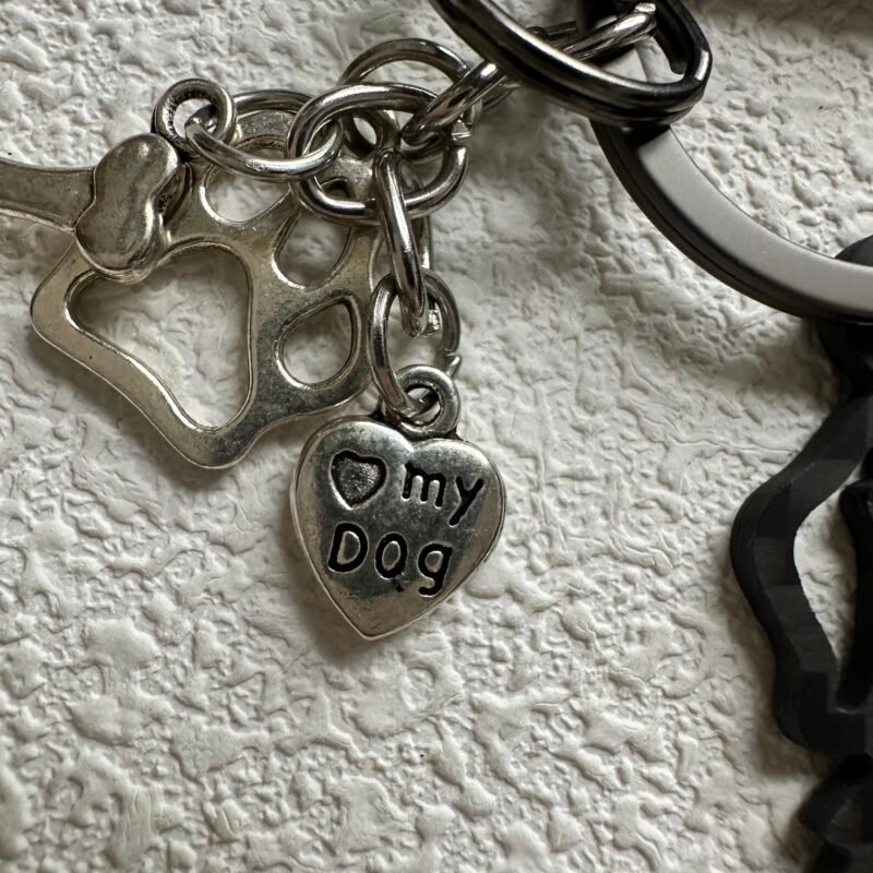 Golden Retriever Keychain Carbon Fiber Dog Keyring, Dog Lover Gift, Pet Memorial Gift, Cool Puppy, Dog Dad Gift, Personalized Dog Keychain
