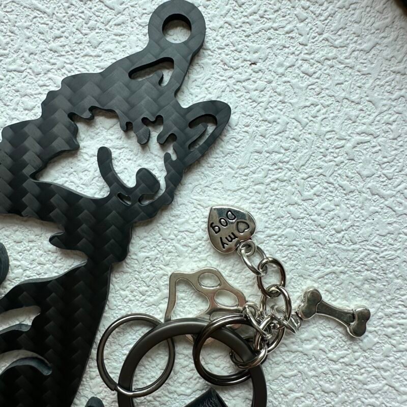 Siberian Husky Keychain Carbon Fiber Dog Dad Gift Husky Lover Gift for Him Personalized Minimalist Pet Memorial Gift EDC